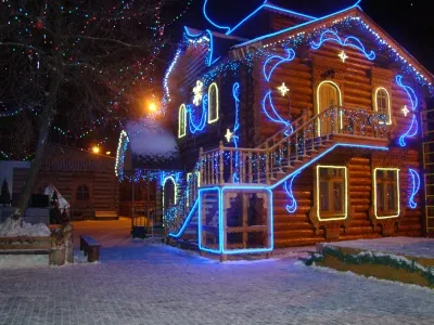 Примеры использования декоративной светотехники_039