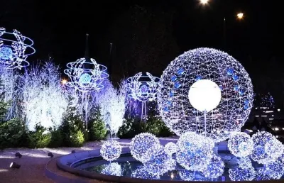 Примеры использования декоративной светотехники_043