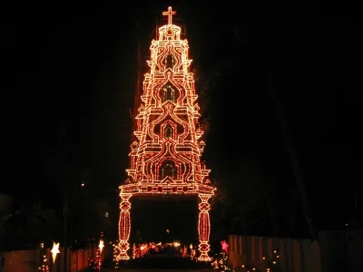 Примеры использования декоративной светотехники_054