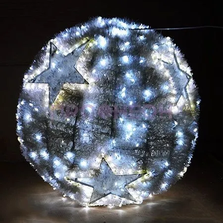 Крупный план белого светодиодного шара 60 см: акриловый корпус, LED-диоды, кабель 230В, IP65