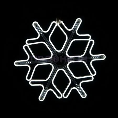 Крупный план ветвей светодиодной снежинки, белые LED-диоды на гибком несущем шлейфе, влагозащищенный провод.