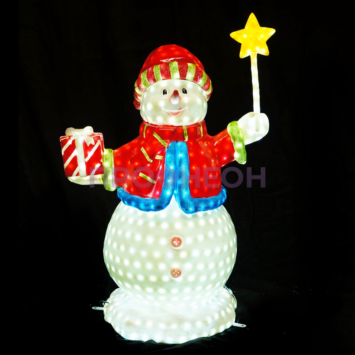 Объемная фигура из стекловолокна "Снеговик с подарком и звездочкой" 130*85*65 см, с трансформатором