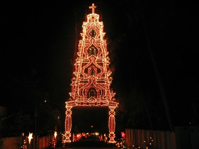 Примеры использования декоративной светотехники_054