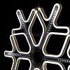 Крупный план ветвей светодиодной снежинки, белые LED-диоды на гибком несущем шлейфе, влагозащищенный провод.