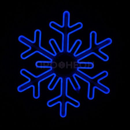Крупный план светодиодной снежинки LED: синие диоды с динамикой, плоский корпус, элементы крепления и провода подключения