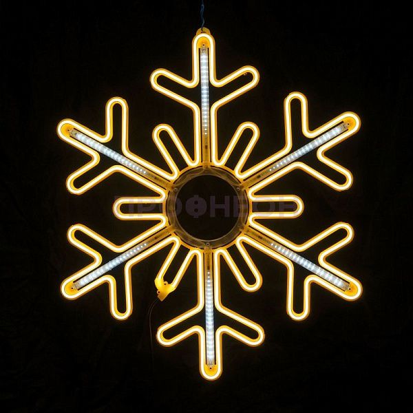 Крупный план светодиодной снежинки 80x80 см: теплые белые диоды, динамика, влагозащита IP65
